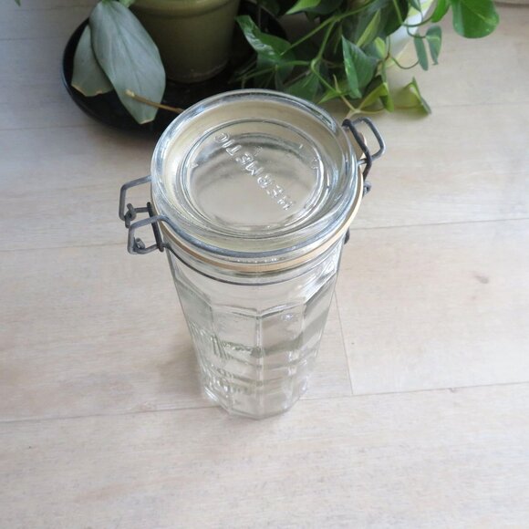 Hermetic Clear Paneled Glass Canister Jar Rubber Seal Wire Hinge 1.5L Italy Made - Picture 5 of 14